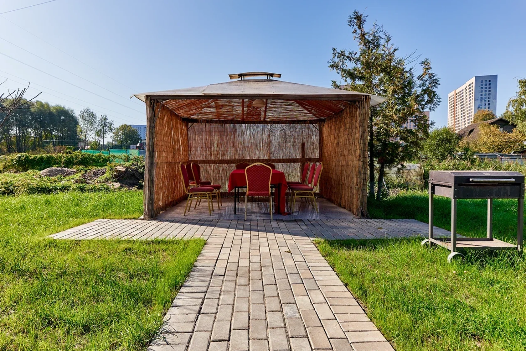 Descriptive Alt Text